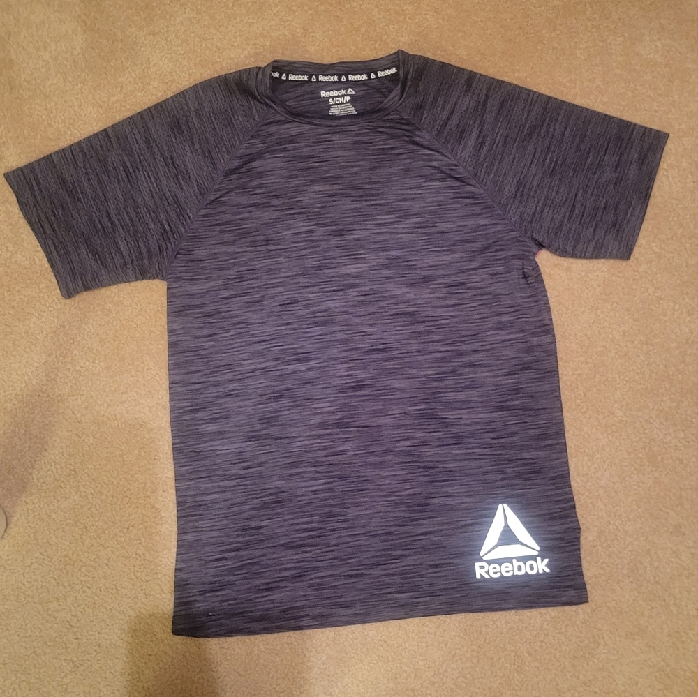 Reebok Shirt Mens Small Gray Short Sleeve Athletic Top